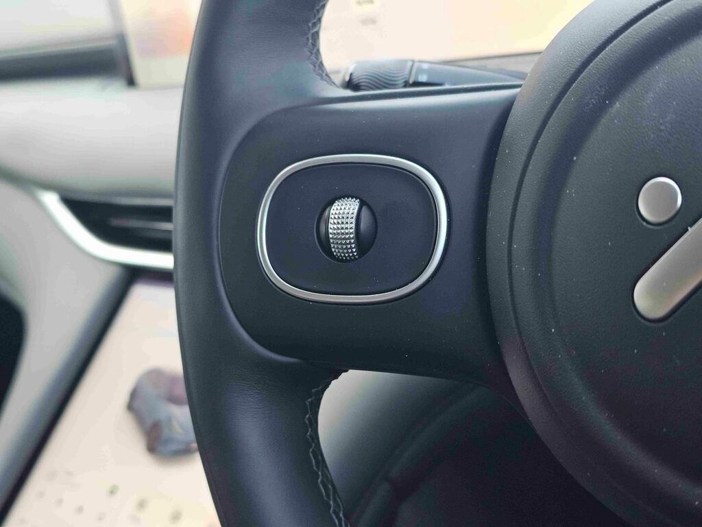 MG IM6 100Kwh Launch Edition Suv 4Wd 7 Black #28