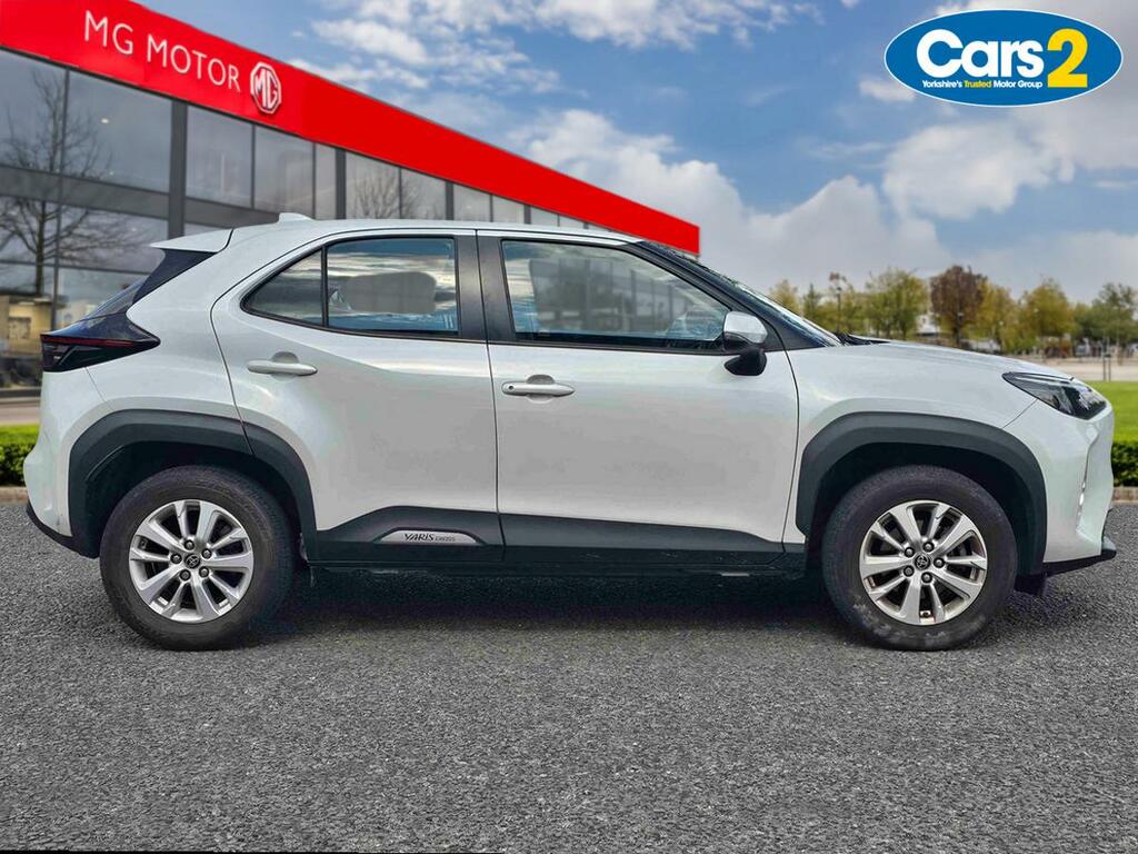 Toyota Yaris Cross 1.5 Vvt-h Icon Suv Hybrid E-cvt Euro 6 MF23BXY White #2