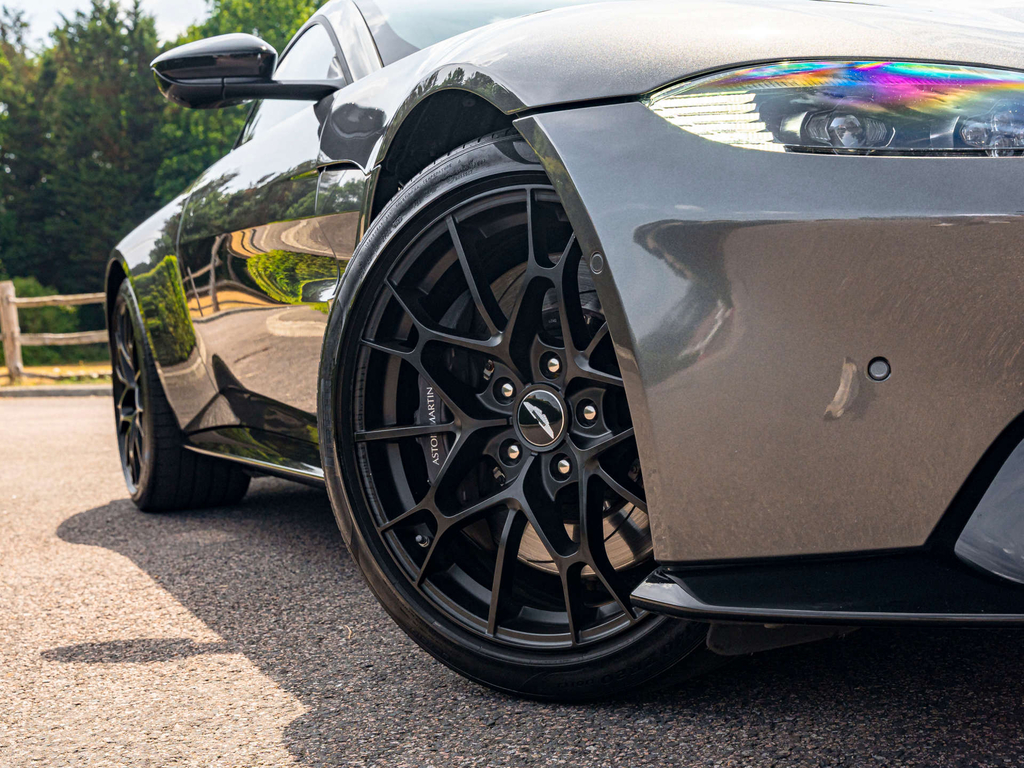 Aston Martin Vantage V8 Auto  #3