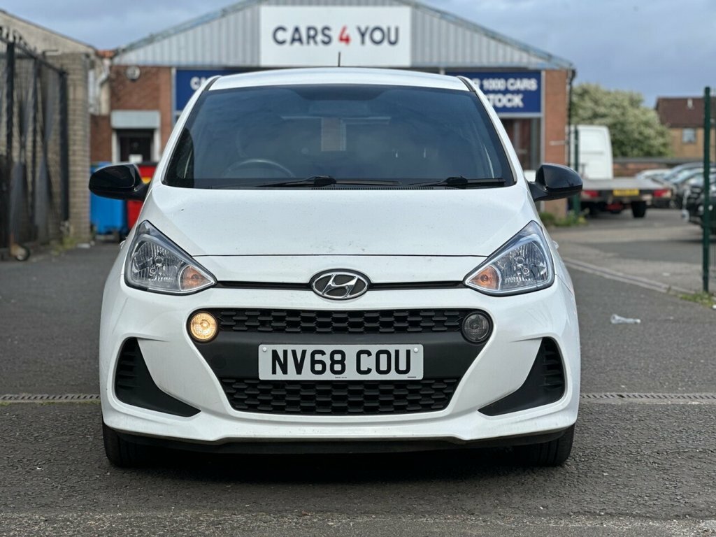 Hyundai I10 1L Go Se NV68COU White #3