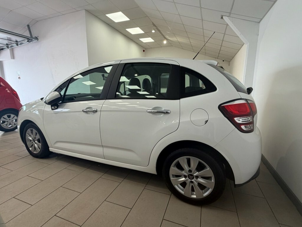 Citroen C3 1L Vtr SM63KGZ White #4