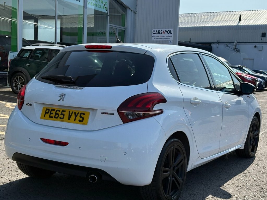 Peugeot 208 1.2L Gt Line White #6