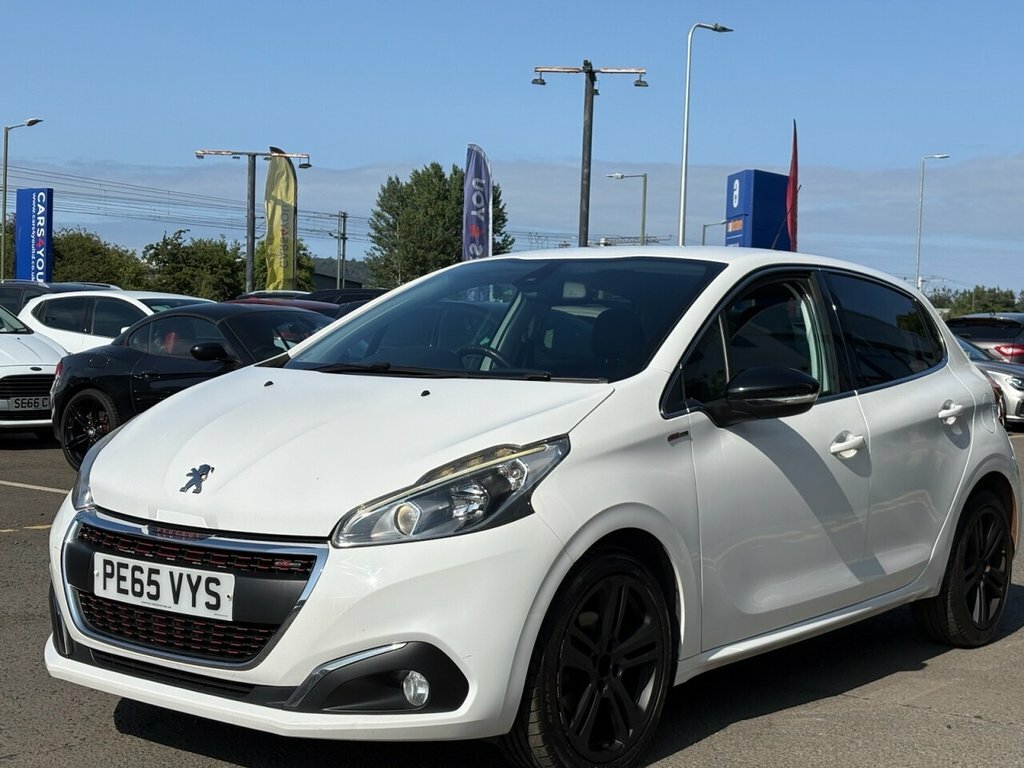 Peugeot 208 1.2L Gt Line White #3