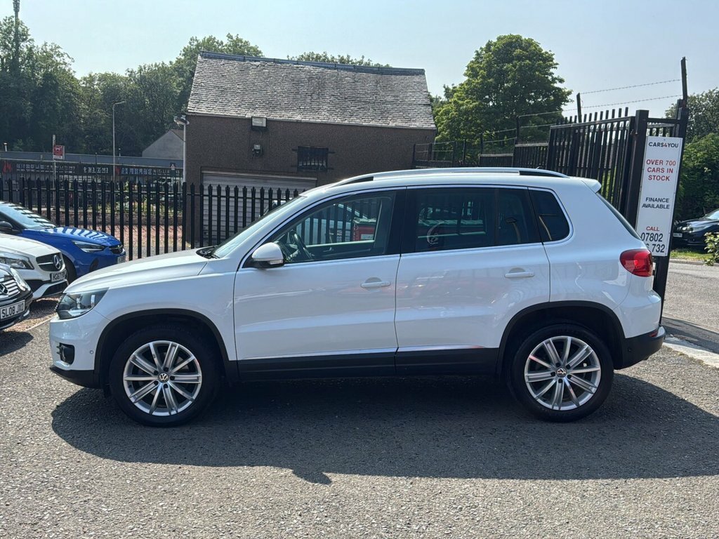 Volkswagen Tiguan 2L Match Edition MK16AXT White #4