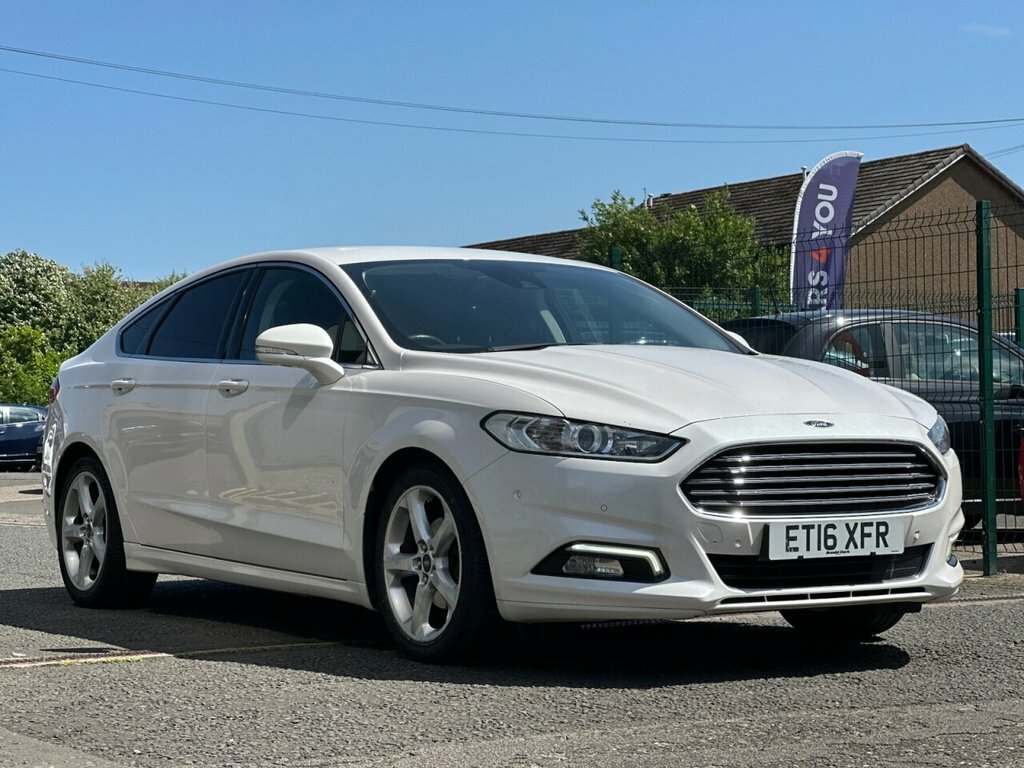 Ford Mondeo 2L Titanium White