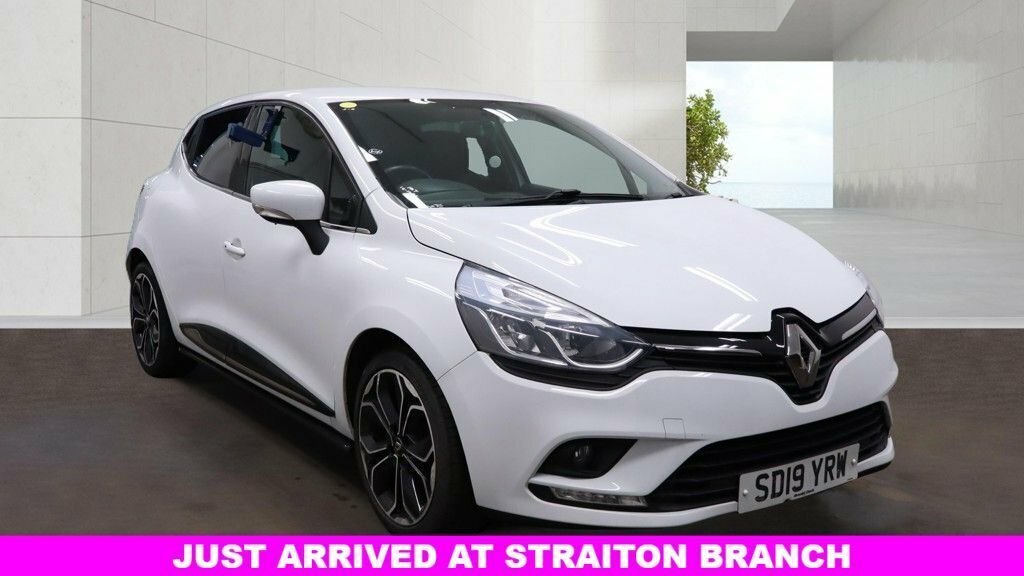 Renault Clio 1L Iconic White