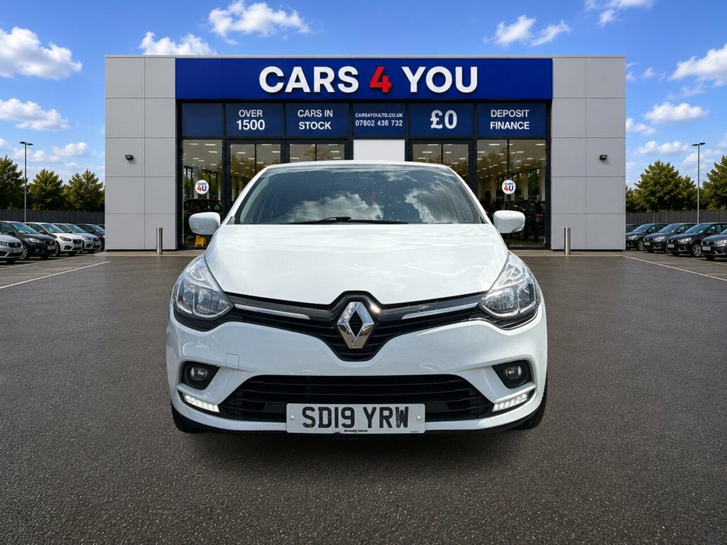 Renault Clio 1L Iconic SD19YRW White #2