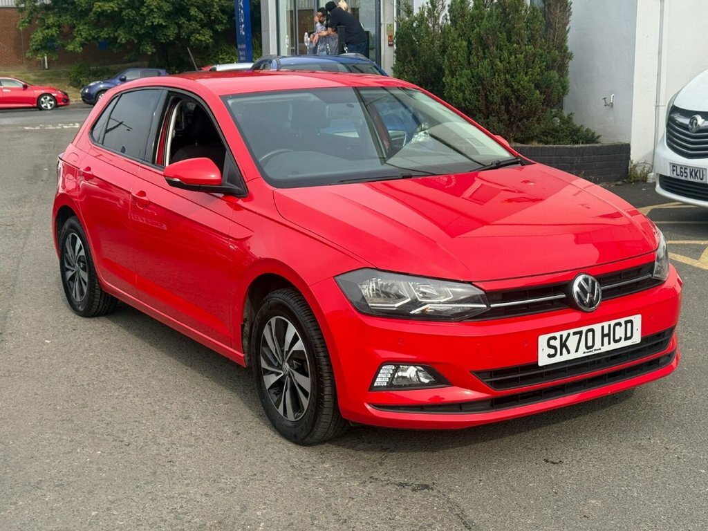 Volkswagen Polo 1L Match Red