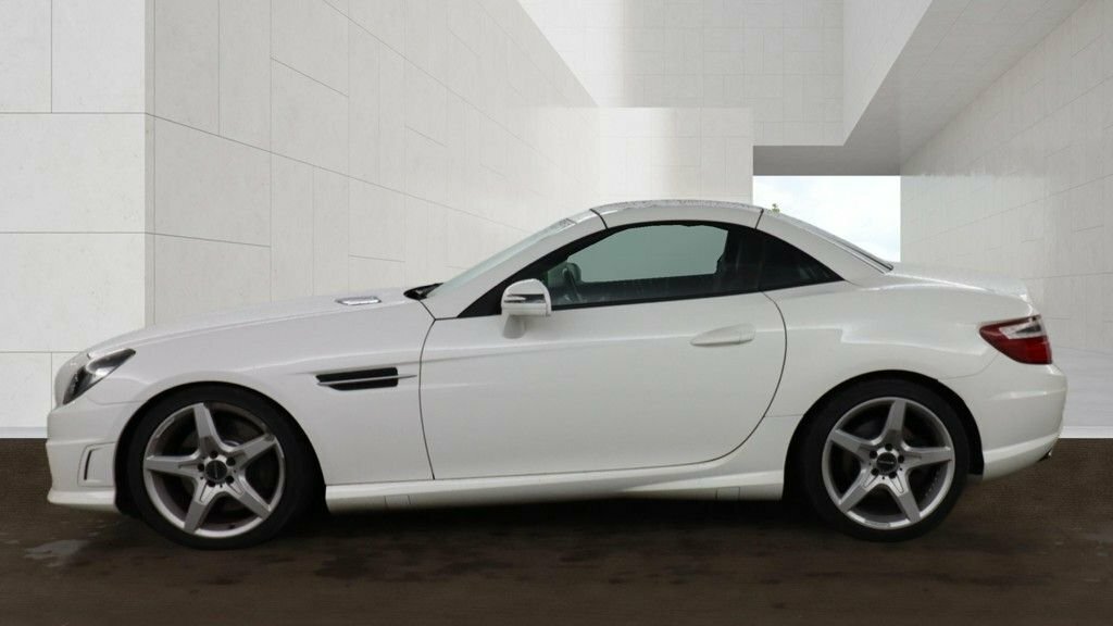 Mercedes-Benz SLK 2.1L Amg Sport White #6