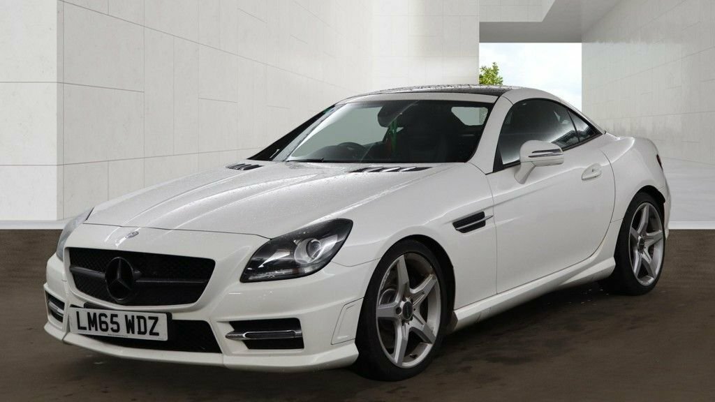 Mercedes-Benz SLK 2.1L Amg Sport White #2