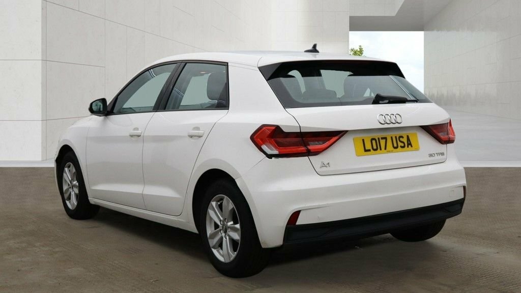 Audi A1 1L Se White #3
