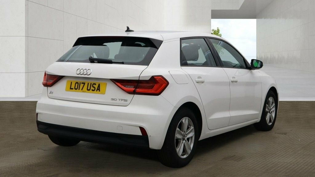 Audi A1 1L Se White #4