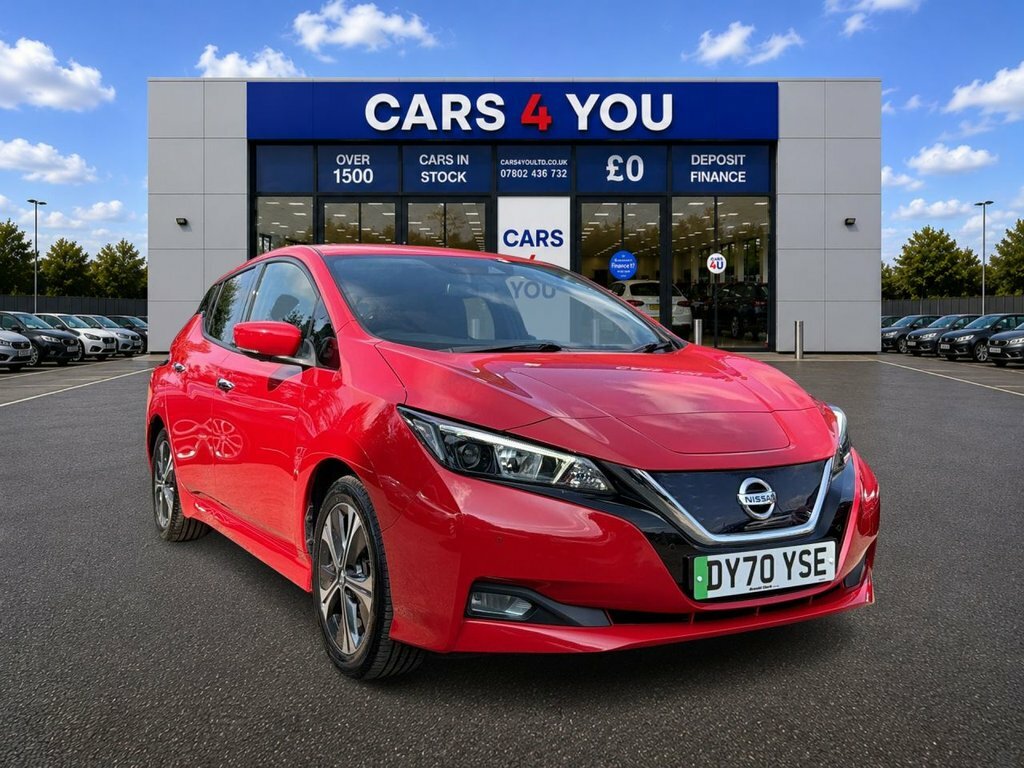 Nissan Leaf Hatchback Red