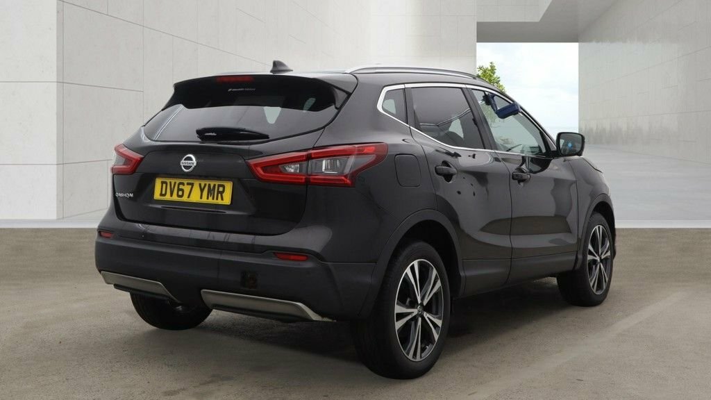 Nissan Qashqai 1.5L N-connecta Black #4