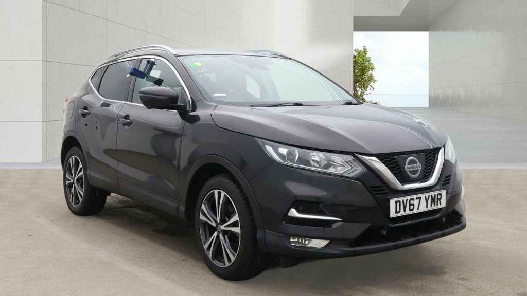 Nissan Qashqai 1.5L N-connecta Black