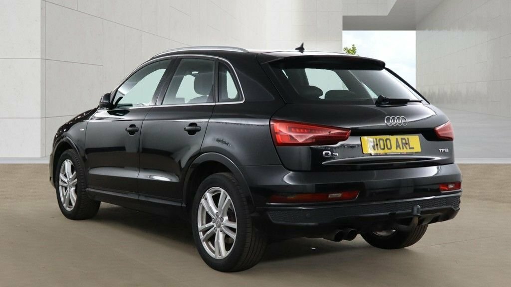 Audi Q3 1.4L S Line Edition Black #3
