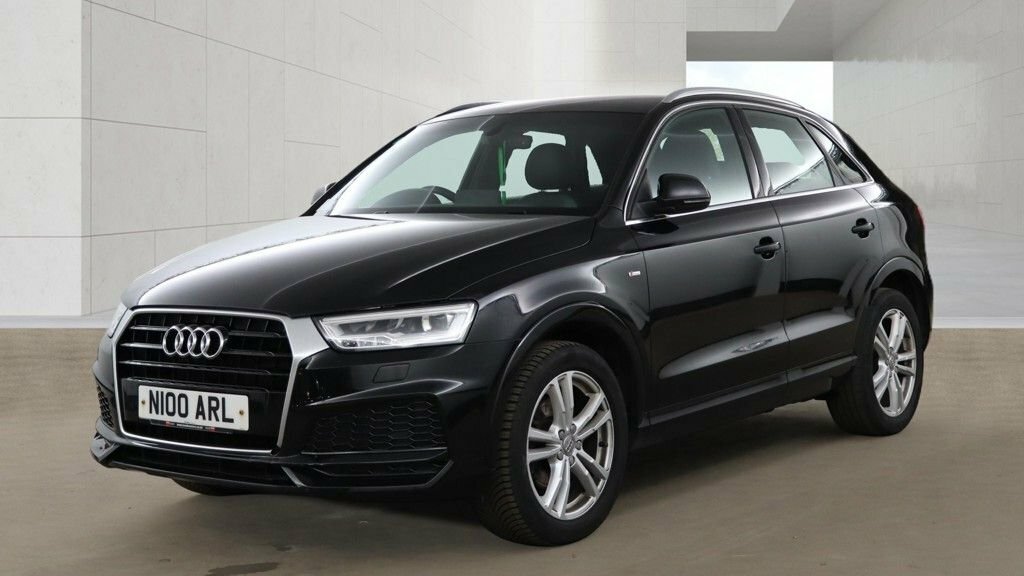 Audi Q3 1.4L S Line Edition Black #2