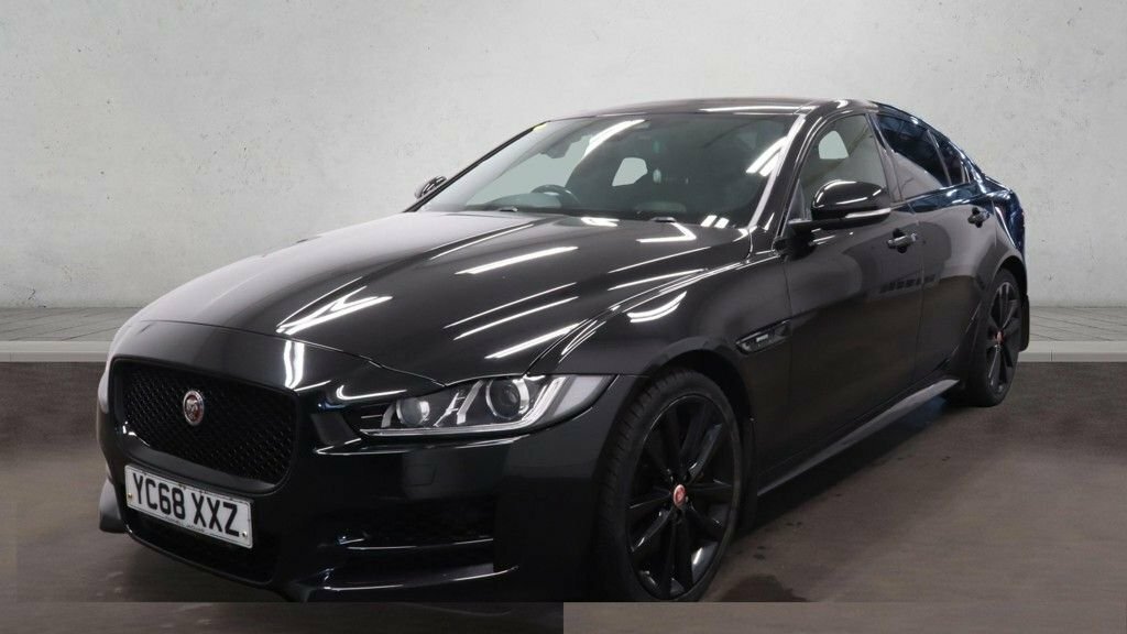 Jaguar XE 2L R-sport YC68XXZ Black #2
