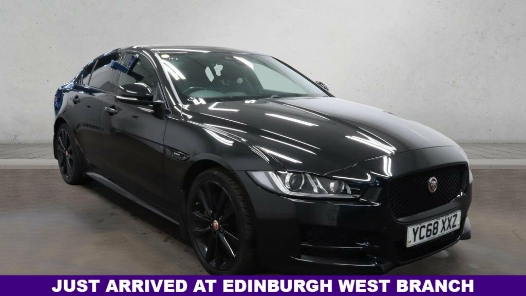 Jaguar XE 2L R-sport Black