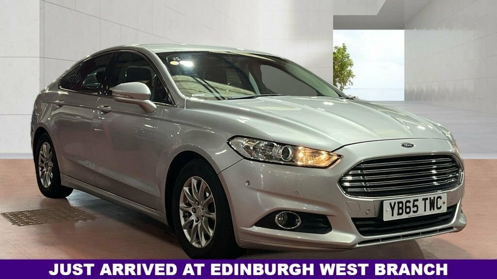 Ford Mondeo 1L Zetec Silver