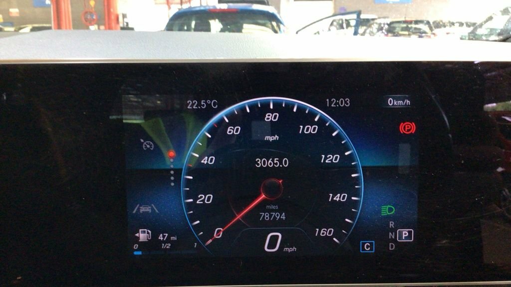 Mercedes-Benz B Class Hatchback Grey #12