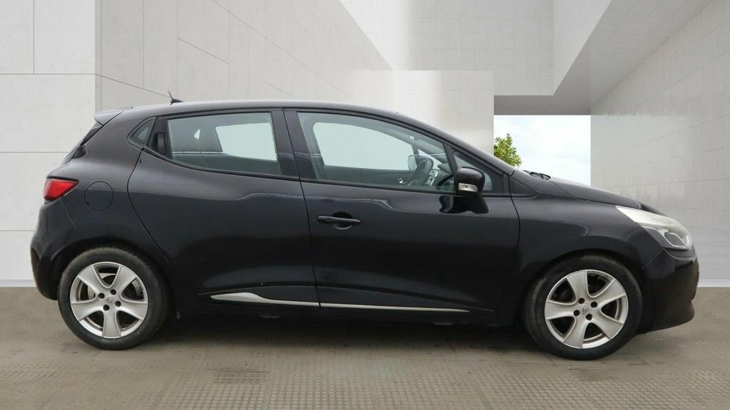 Renault Clio Red #7