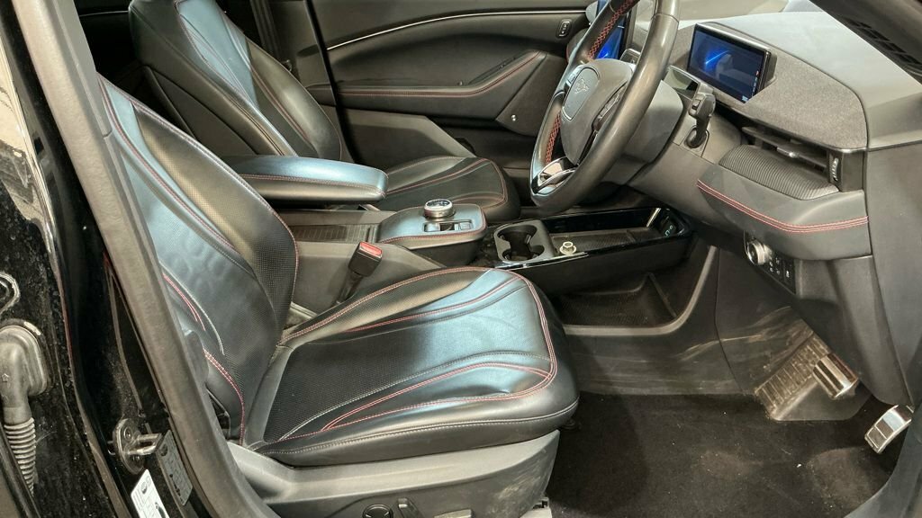 Ford Mustang Mach-E 91Kwh Extended Range Suv 2 Black #11