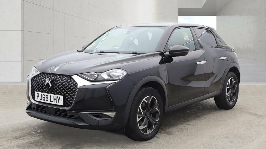 DS DS 3 Crossback 1.2L Prestige Black #2