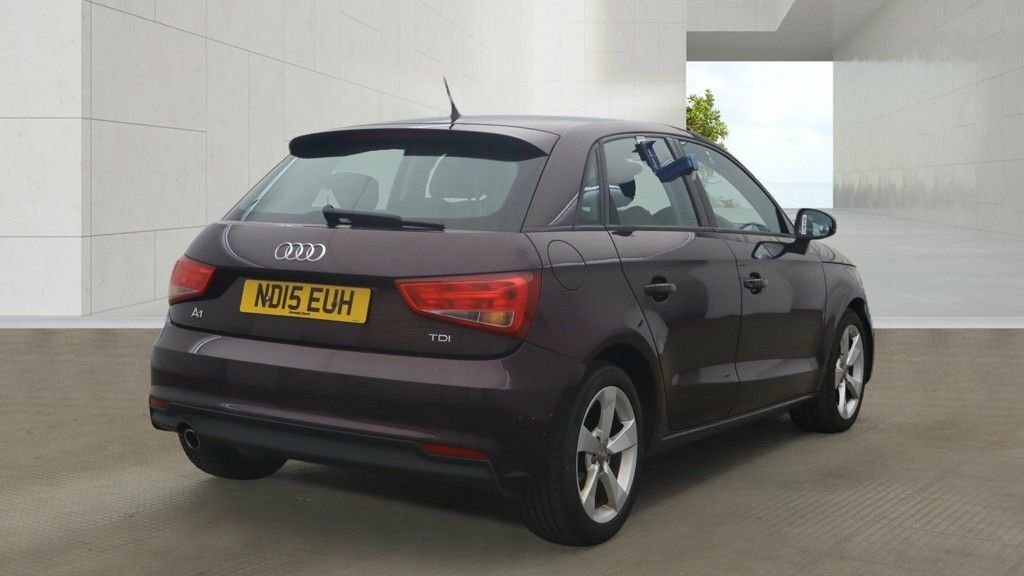 Audi A1 1.6L Sport Red #4