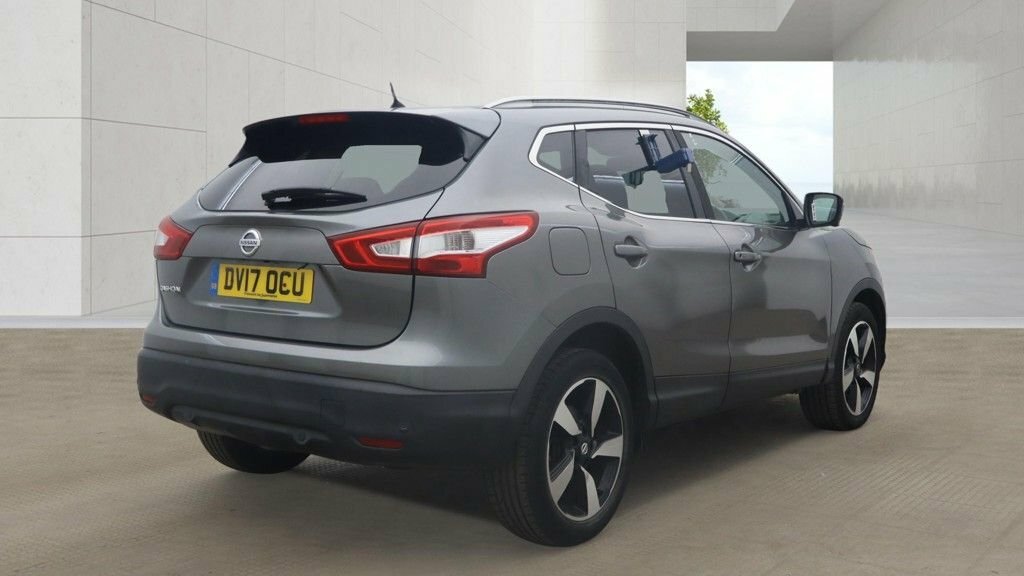 Nissan Qashqai 1.6L N-connecta Grey #3