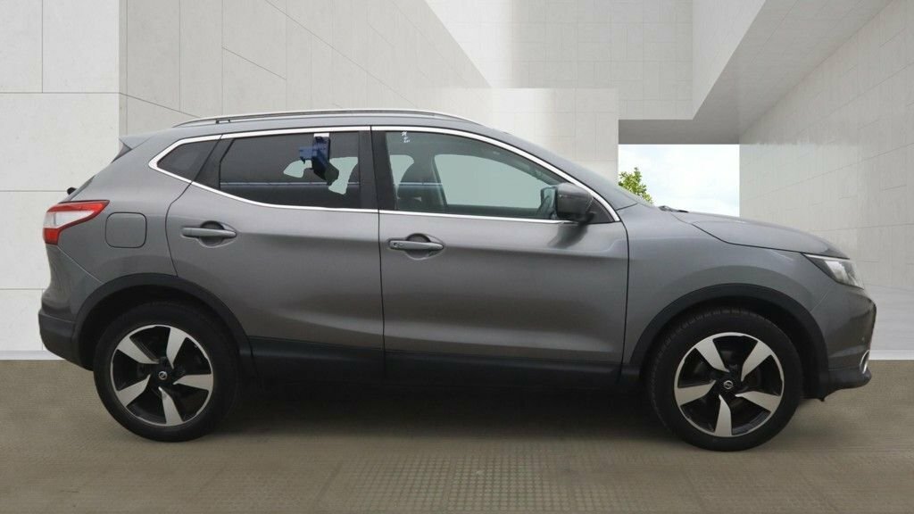 Nissan Qashqai 1.6L N-connecta Grey #4