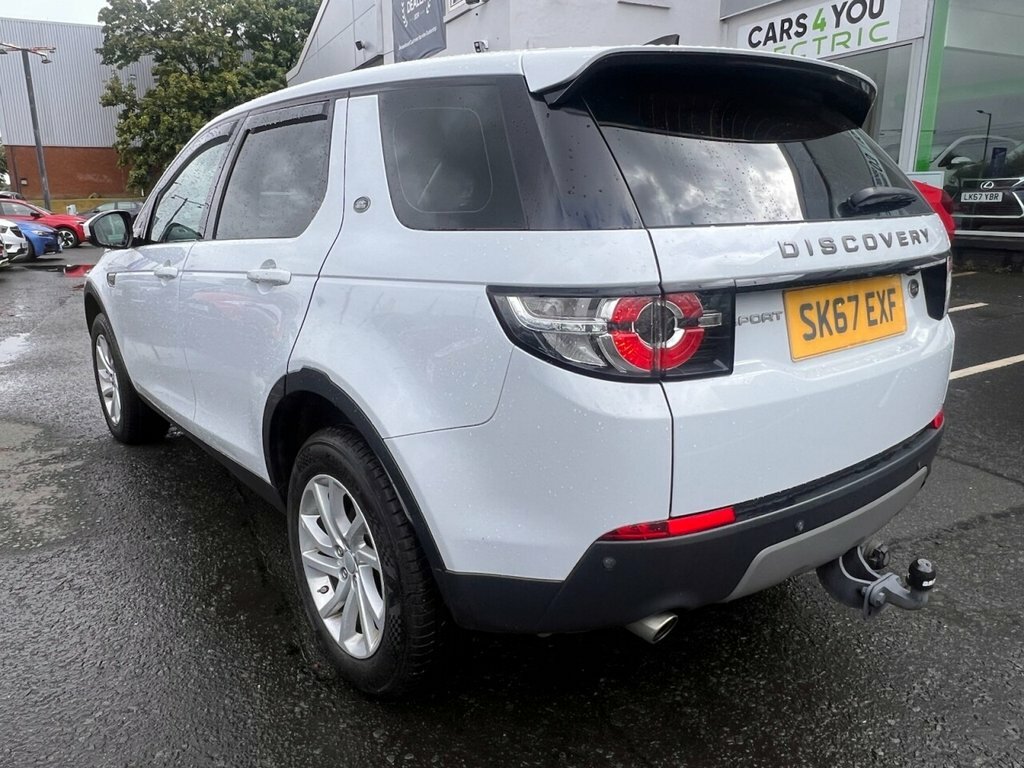 Land Rover Discovery Sport 2L Se Tech White #6