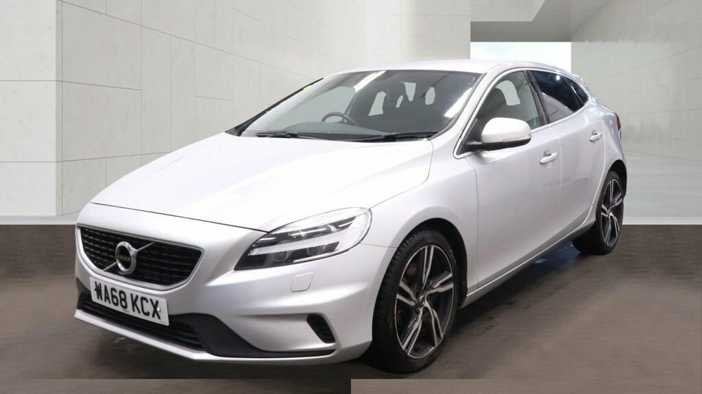 Volvo V40 1.5L R-design Pro Silver #2