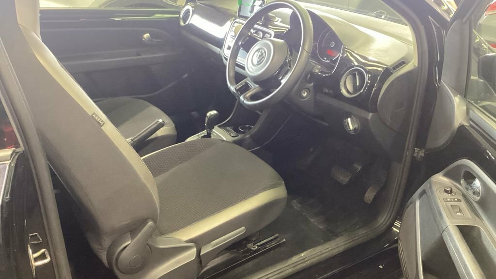 Volkswagen Up 1.0 High Up Silver #10