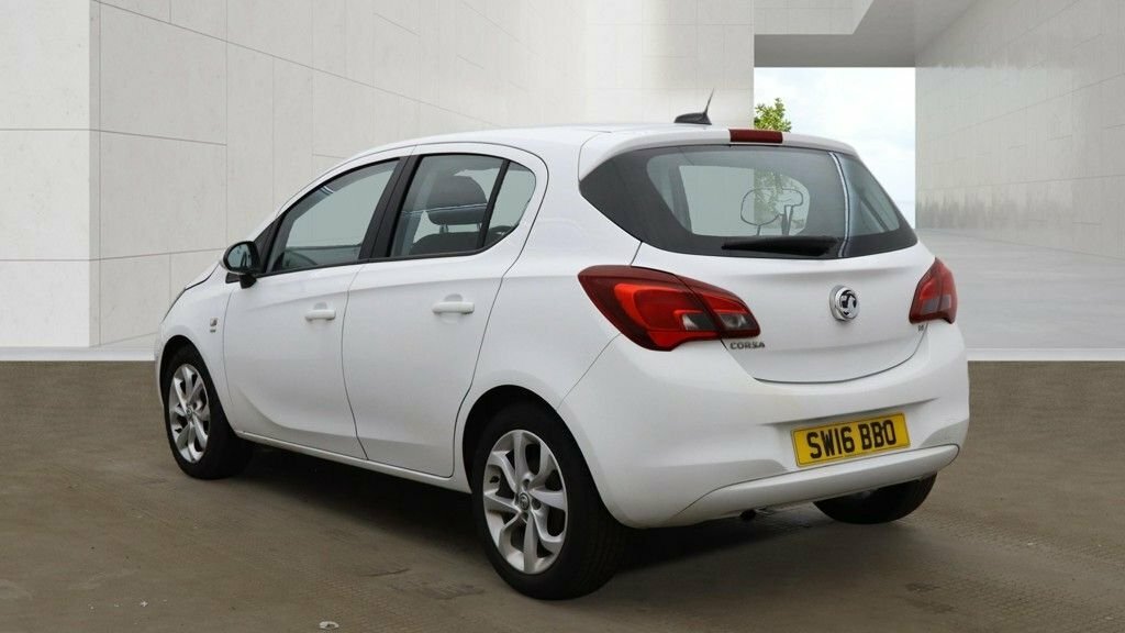 Vauxhall Corsa 1.4L Energy White #3
