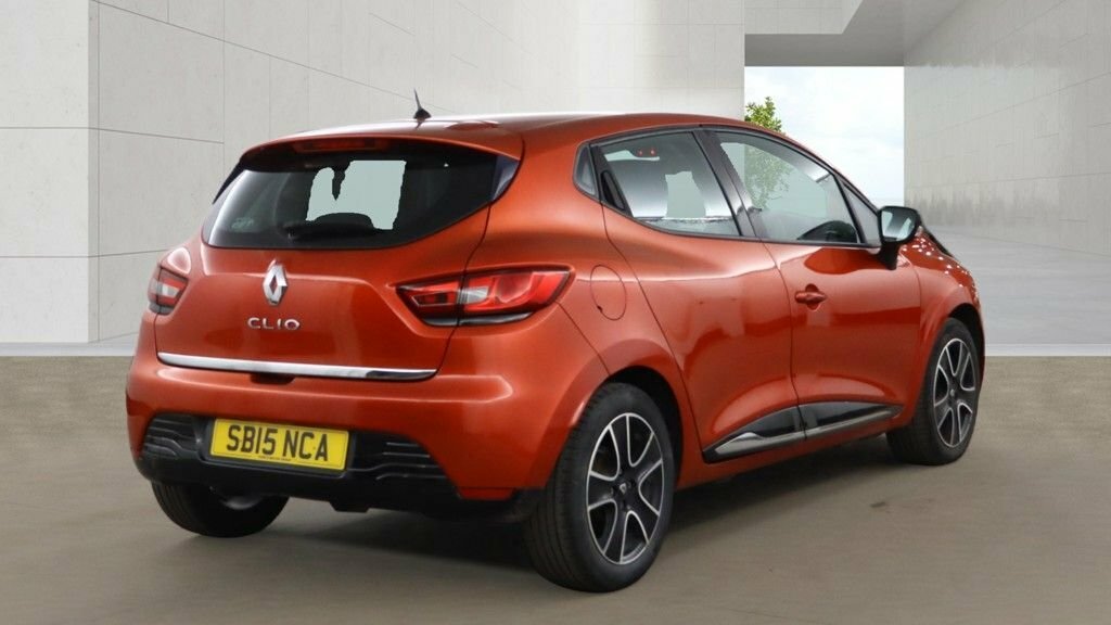 Renault Clio 1.2L Dynamique Medianav Red #4