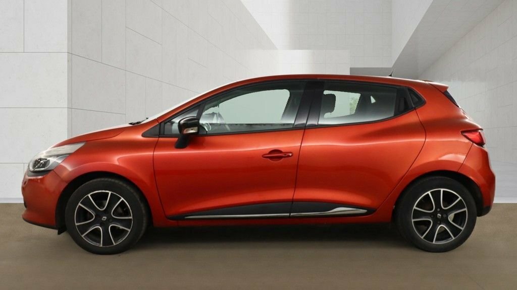 Renault Clio 1.2L Dynamique Medianav Red #6