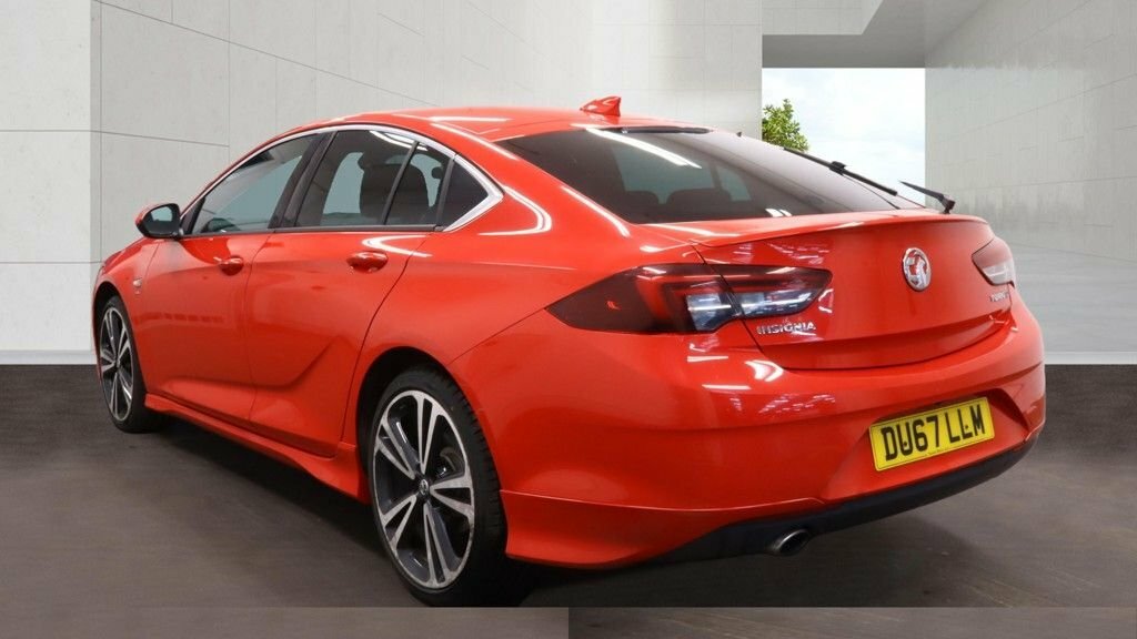 Vauxhall Insignia 2L Sri Vx Line Nav Red #3