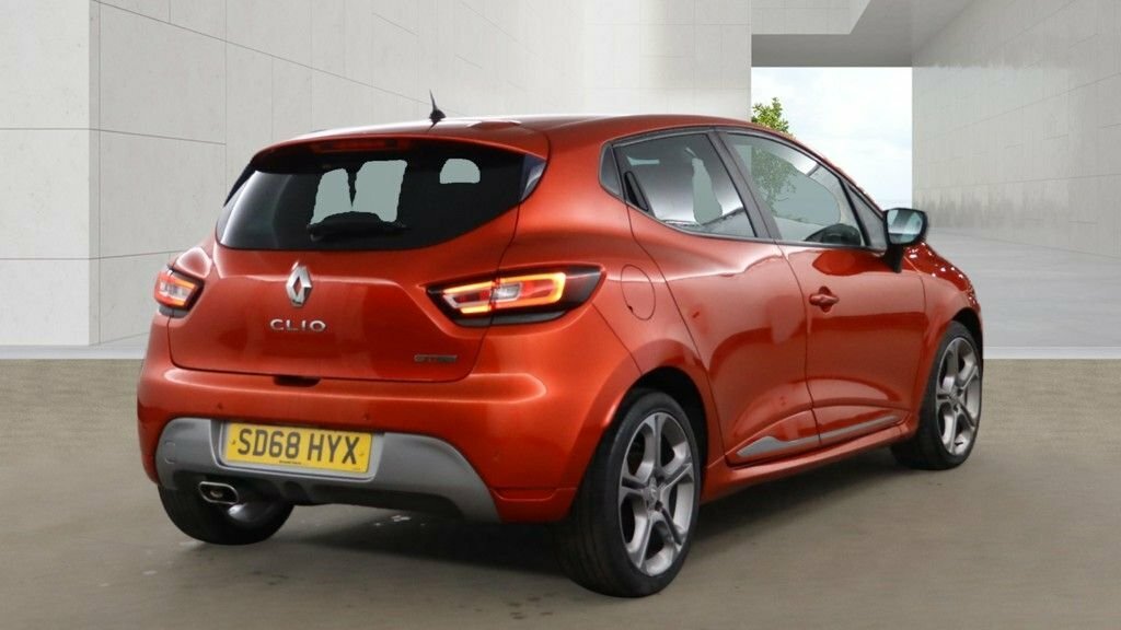 Renault Clio 0.9L Gt Line Red #4