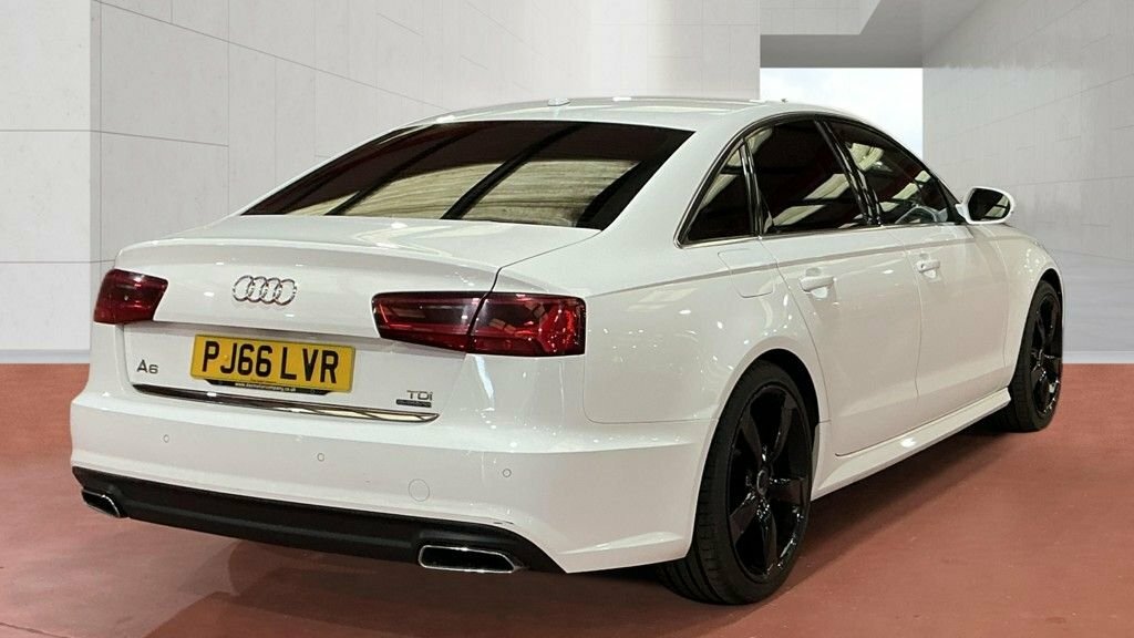 Audi A6 Saloon 3L Se Executive White #4