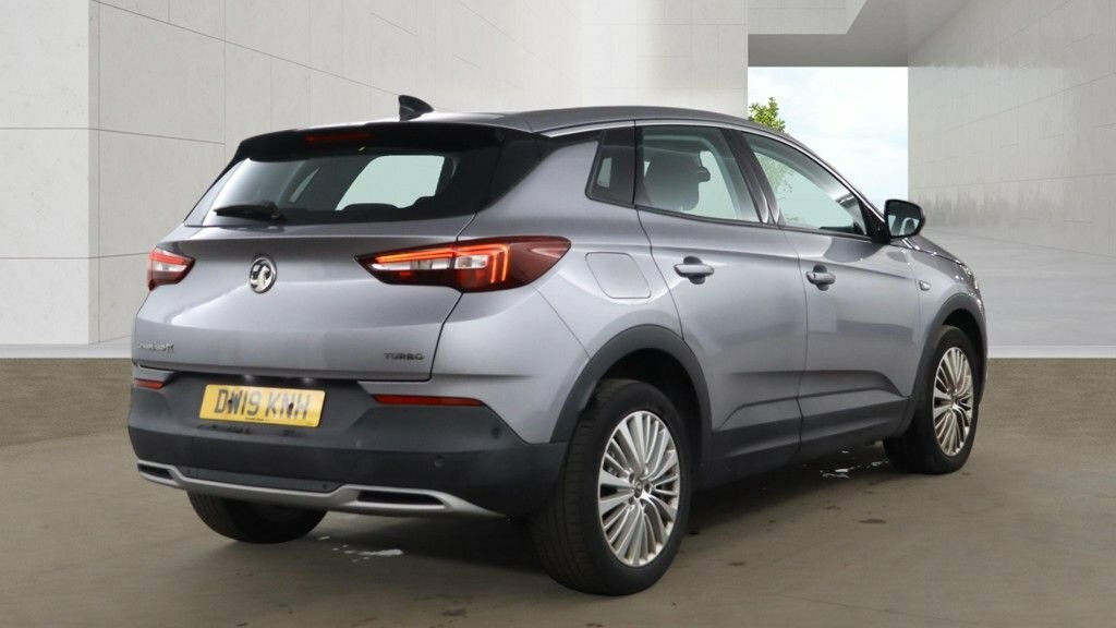 Vauxhall Grandland X 1.2L Tech Line Nav Grey #4