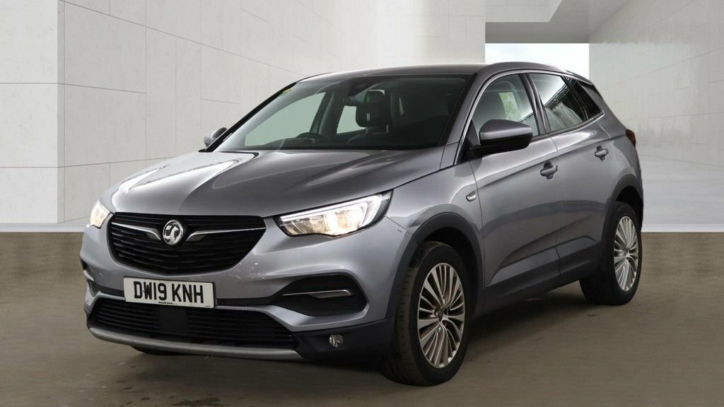 Vauxhall Grandland X 1.2L Tech Line Nav Grey #2