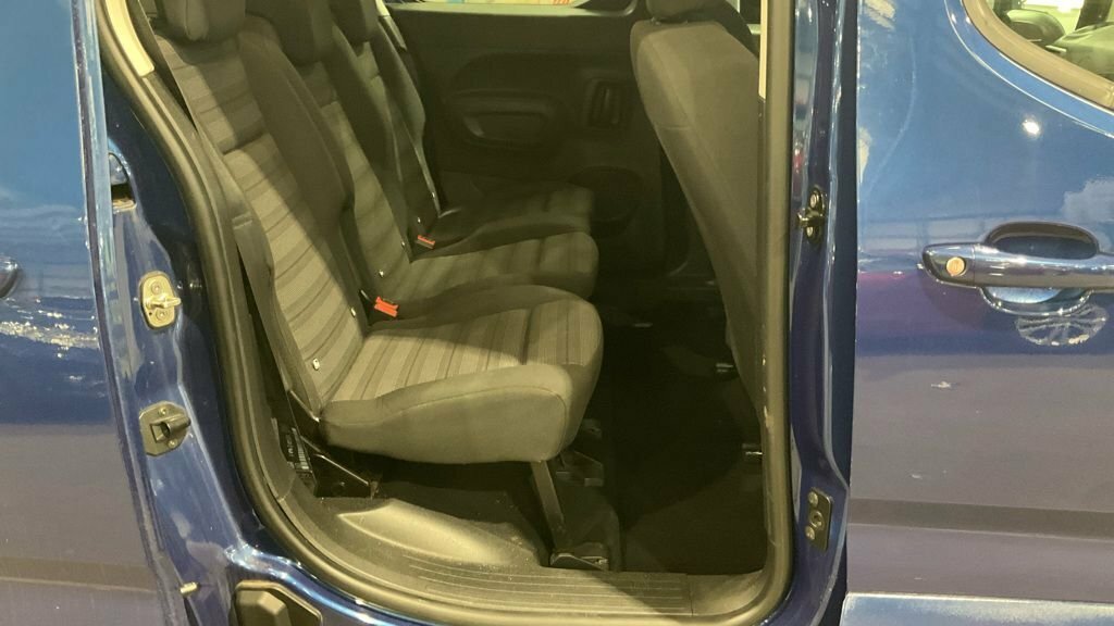 Vauxhall Combo Life 1.2 Turbo Energy Blue #9