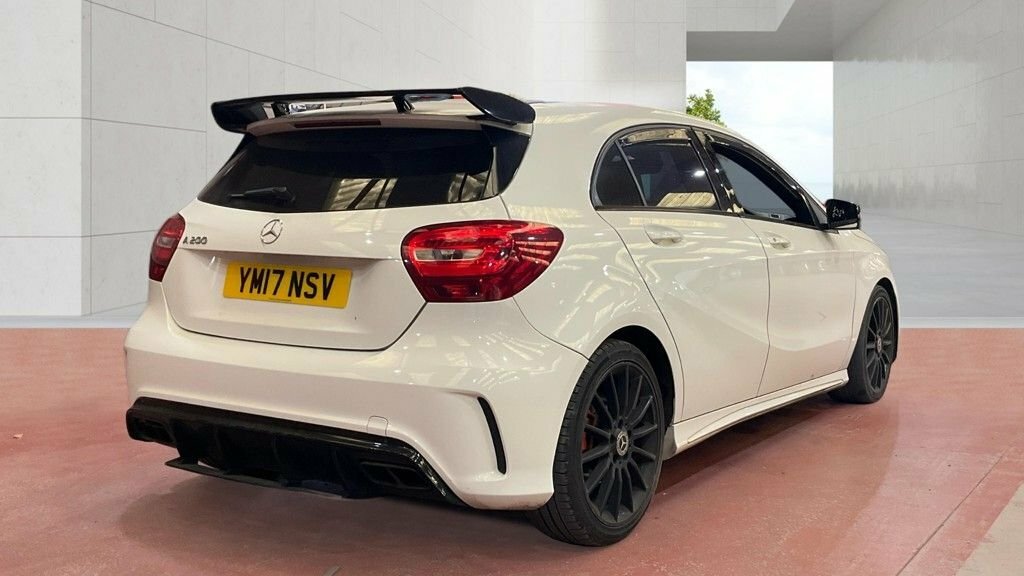 Mercedes-Benz A Class 1.6L Amg Line YM17NSV White #4