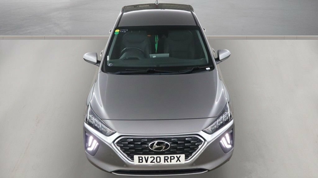 Hyundai Ioniq Hatchback White #7