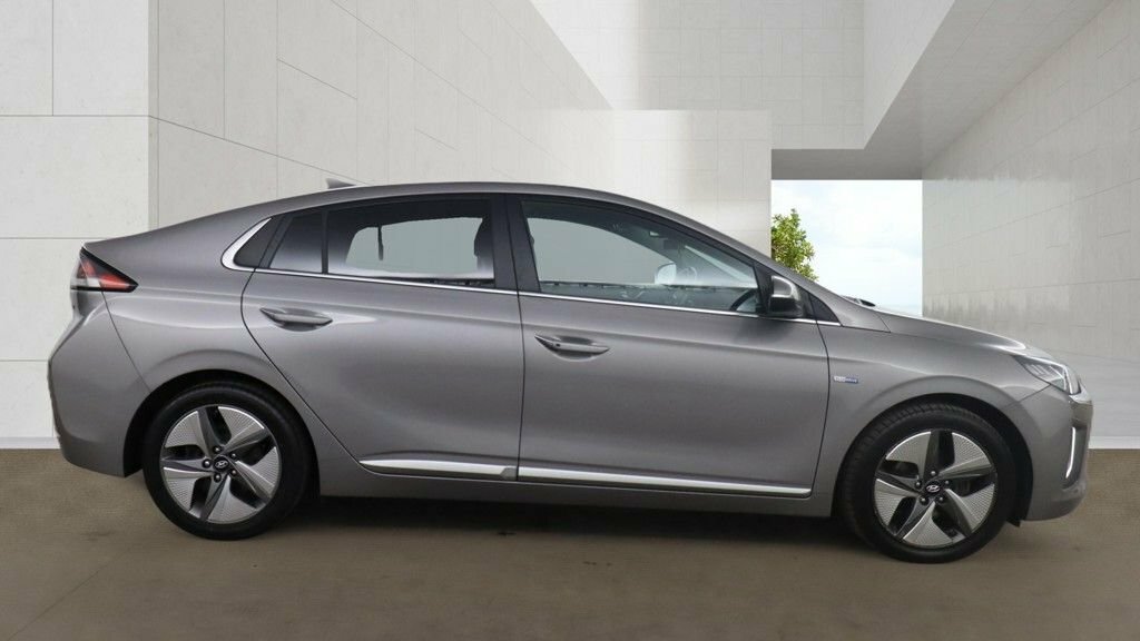 Hyundai Ioniq 1.6L Premium Se Grey #5