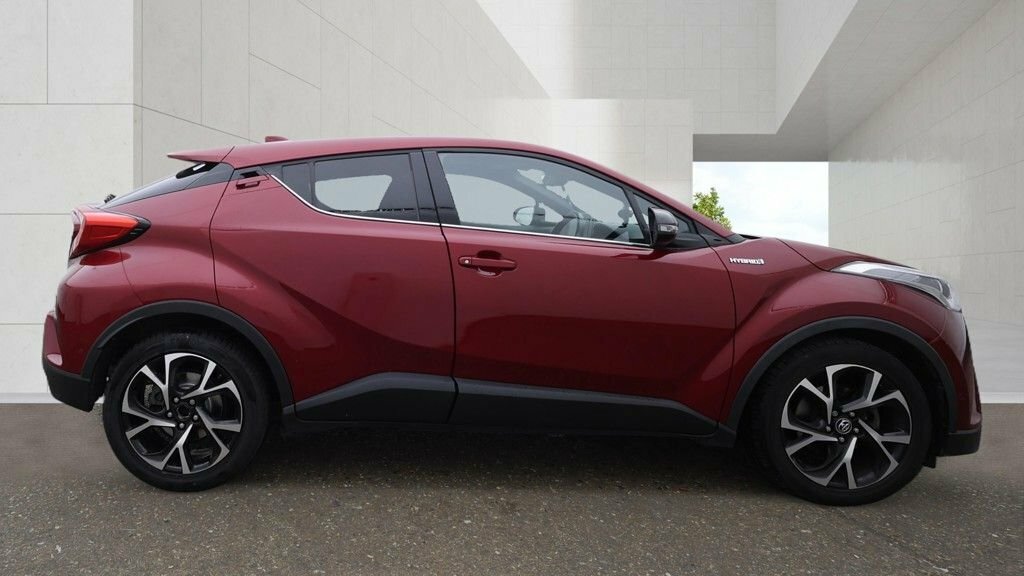 Toyota C-Hr Design White #5
