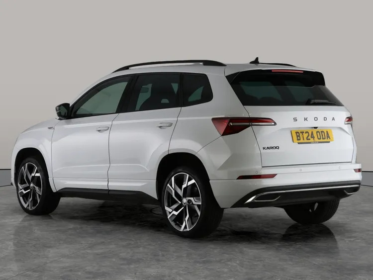 Skoda Karoq Suv 1.0 Tsi 116Ps Se L Black #3