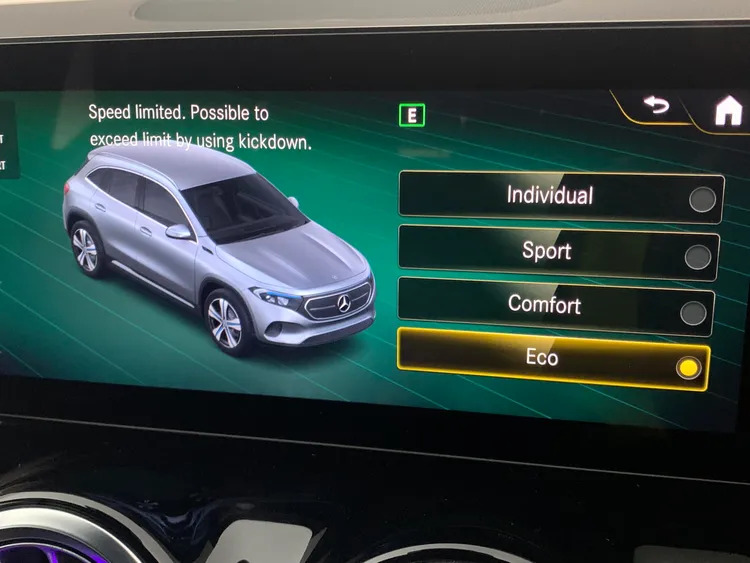 Mercedes-Benz EQA 250 140Kw Amg Line Premium 70.5Kwh Black #27