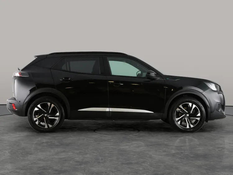 Peugeot e-2008 50Kwh Gt Suv 7Kw Charger 136 Blue #6